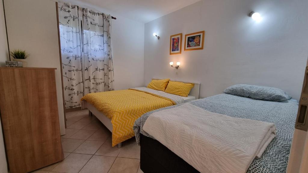App Carla Apartment Novigrad  Ngoại thất bức ảnh